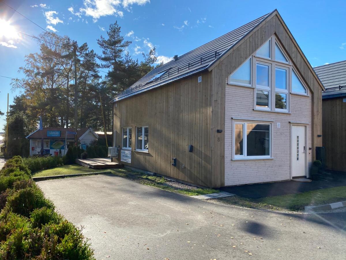 Sorlandet, Naer Stranden Og Kristiansand Dyrepark *